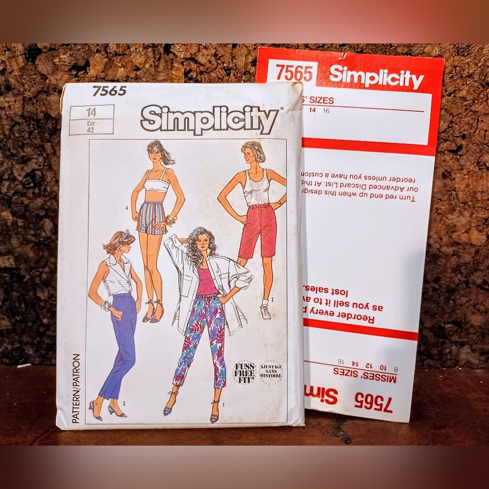 Vintage Simplicity #7565 Sewing Patterns/ Uncut/ NOS